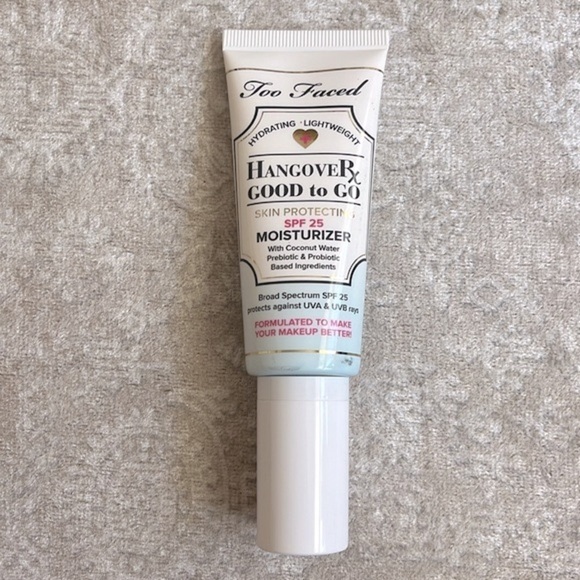 Brand New Too Faced Hangover Rx SPF 25 Moisturizer & Its Bananas Setting Powder - Picture 3 of 13